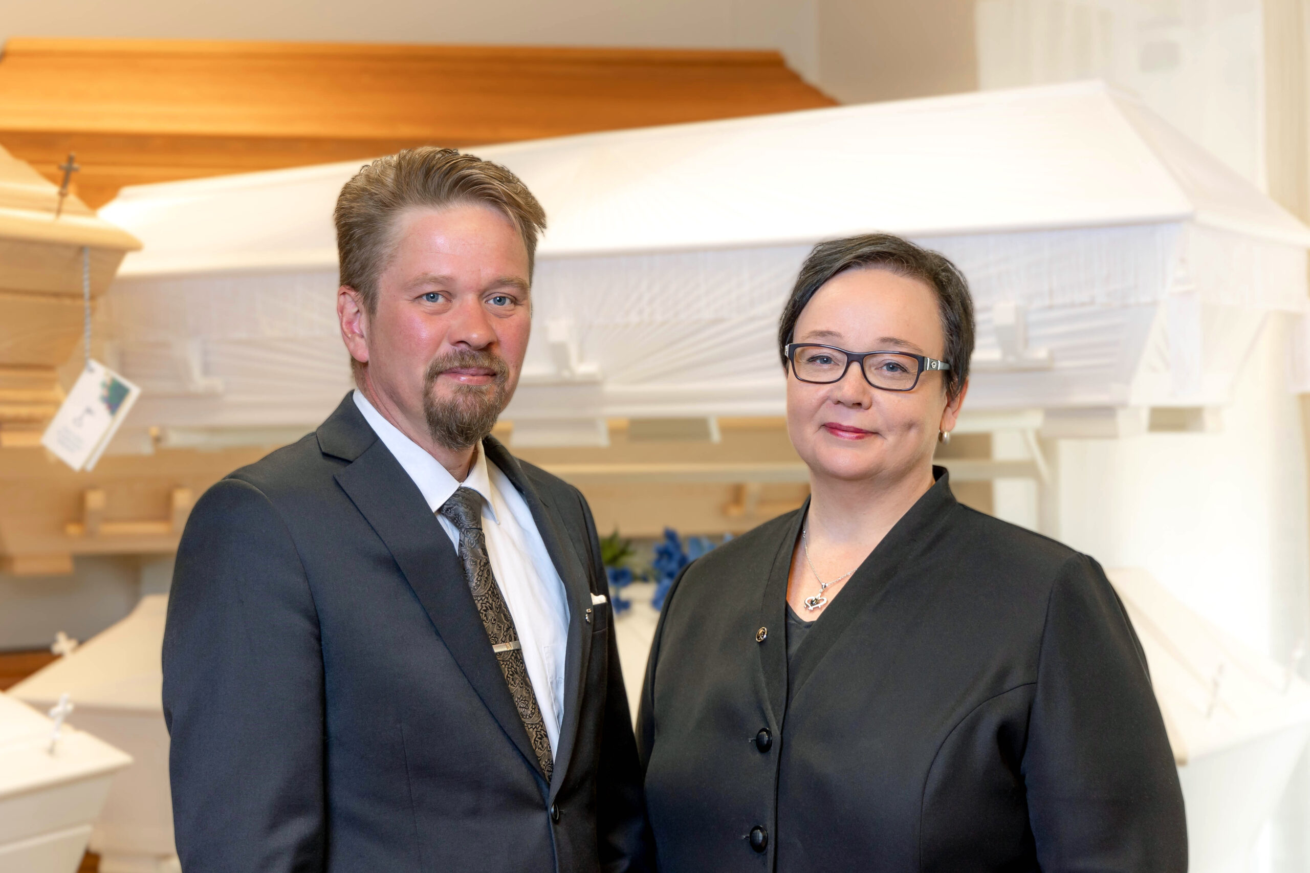Seinäjoen hautaustoimisto Hannu Koukkari Sari Koukkari