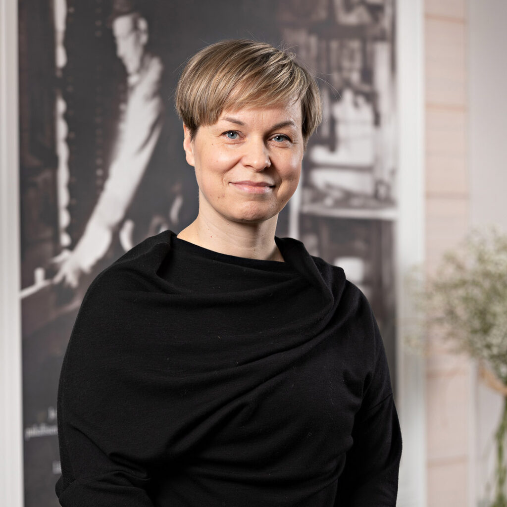 J.Ala-Ahon Hautaustoimisto Anne Juvonen.